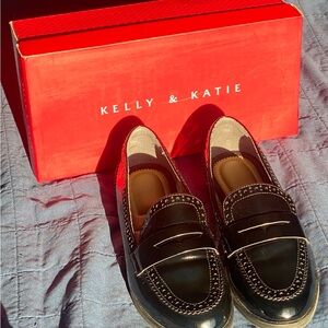 Kelly & Katie Black Loafers